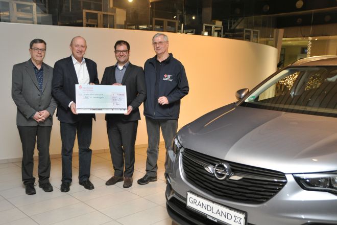 Weihnachttspende Autohaus Tiefert
